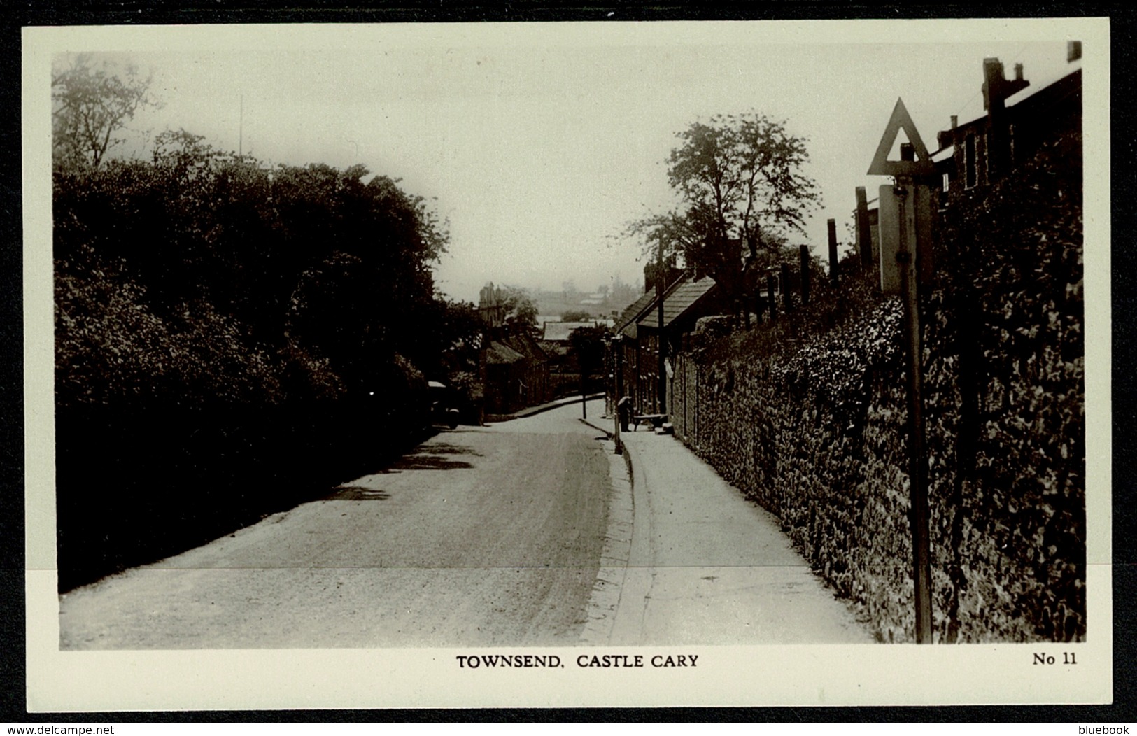 Ref 1308 - Early Real Photo Postcard - Houses At Townsend - Castle Cary Somerset - Other & Unclassified