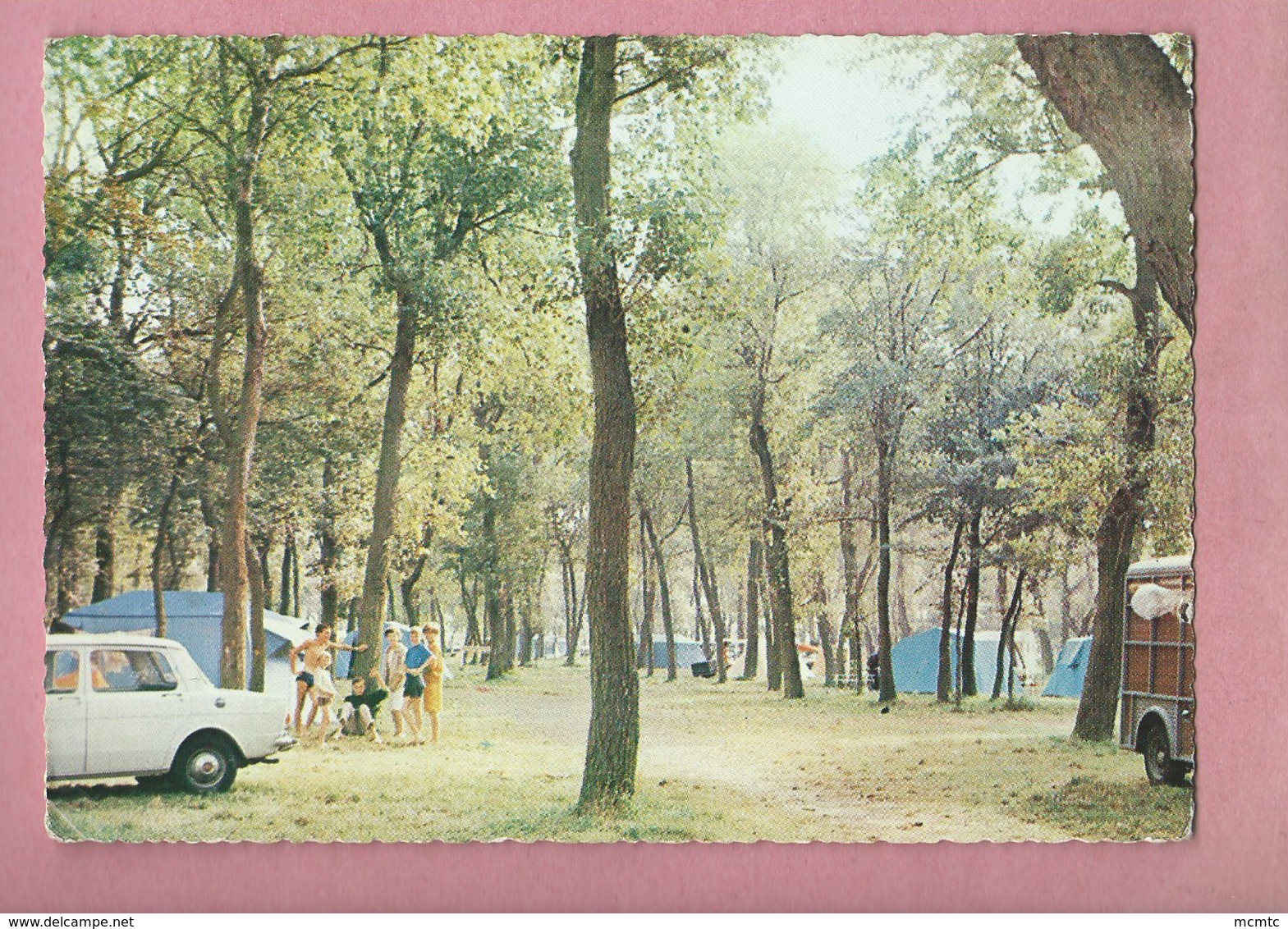 CPSM Grand Format-  Berck Plage -(Pas De Calais) -25- Le Terrain De Camping Du Bois Manier (voiture ,auto ,Simca 1000) - Berck