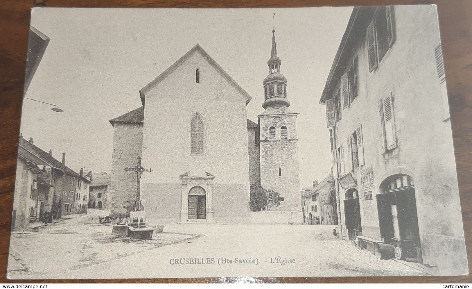 74     -      CRUSEILLES EGLISE HAUTE SAVOIE  @ CPA VUE RECTO/VERSO AVEC BORDS - Otros & Sin Clasificación