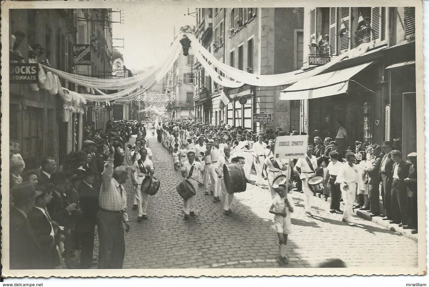 TARARE (69), Fête De La Mousseline, Délilé Avec Cercle Sportif D'Amplepuis - Autres & Non Classés