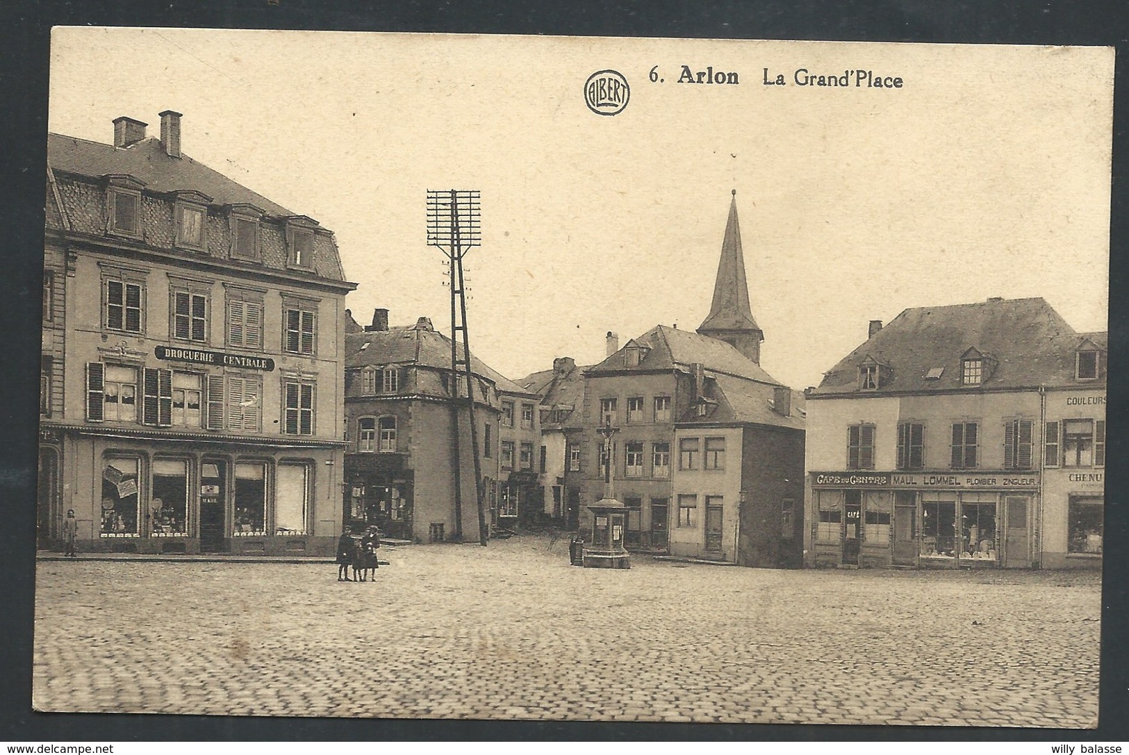 +++ CPA - ARLON - La Grand'Place - Café Du Centre  // - Arlon