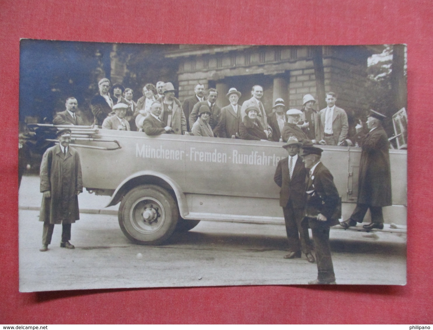 > Germany  Munchener    RPPC  Tour Vehicle    -ref    3551 - Buses & Coaches
