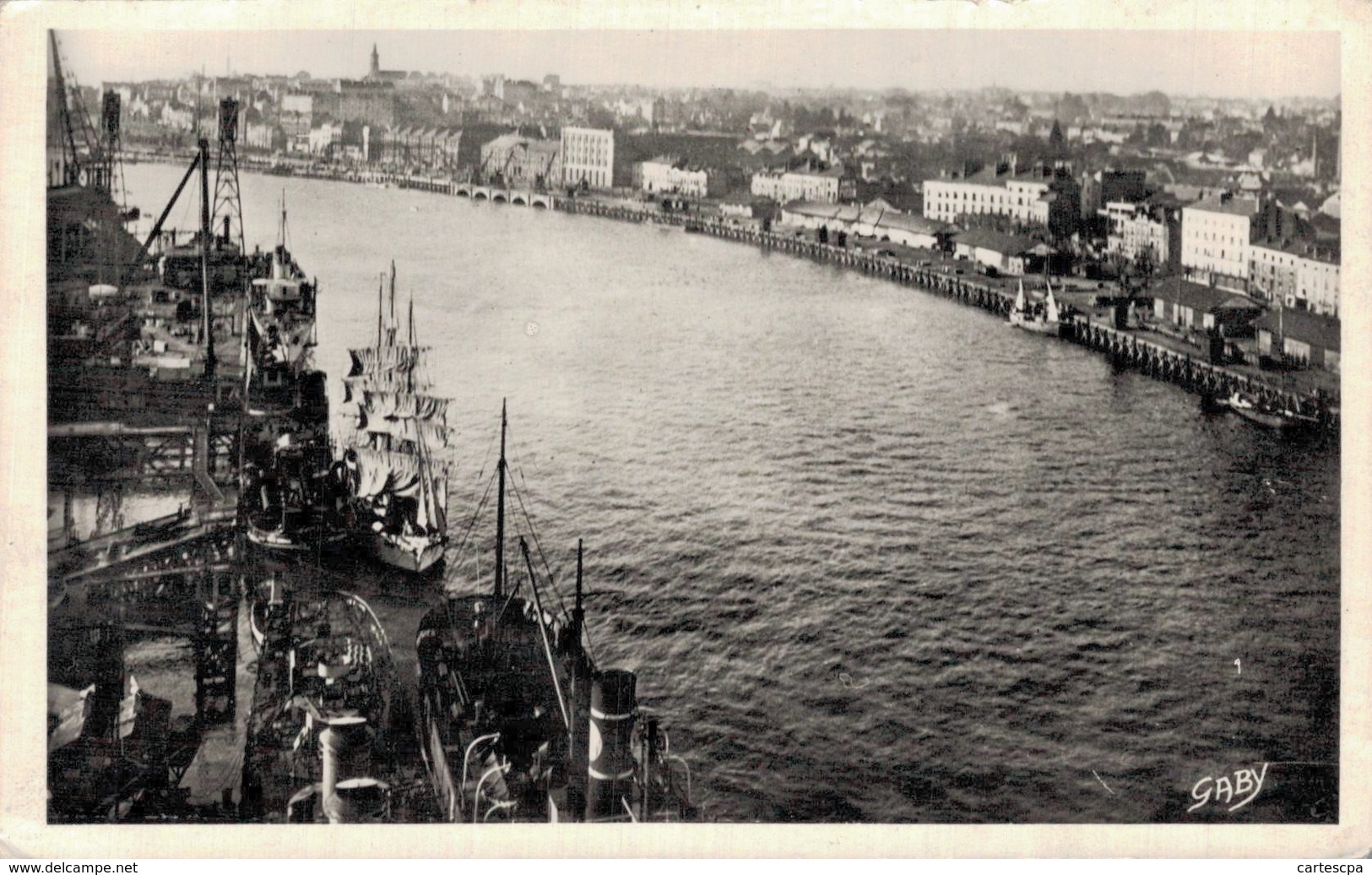 Nantes Panorama Sur Le Port 1949  CPM Ou CPSM - Nantes