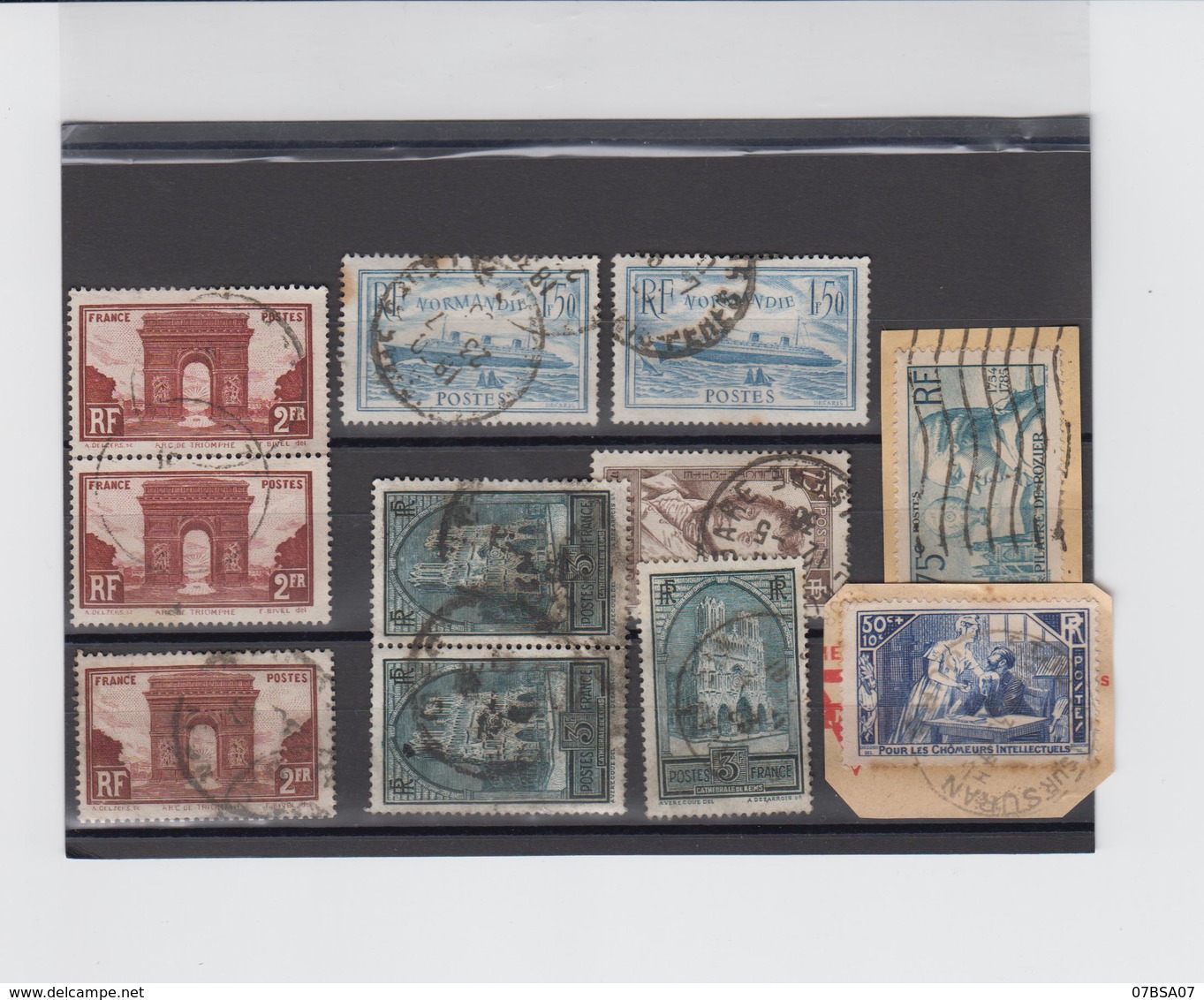 LOT DE TIMBRES A SAISIR 258 X 3 .259 X 3 . 300 X 2 . 307 . 310 ET 313 SUP - Oblitérés