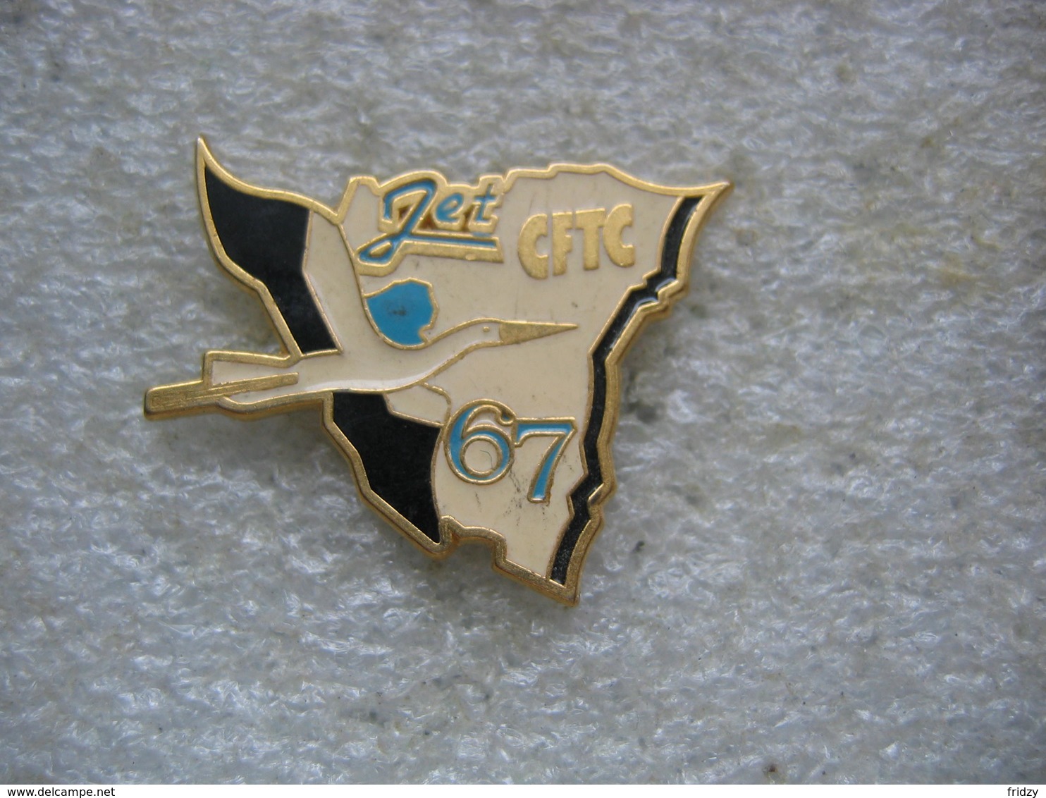 Pin's CFTC De La Compagnie Aérienne JET Alsace Du Bas-Rhin (67). Cigogne - Administrations