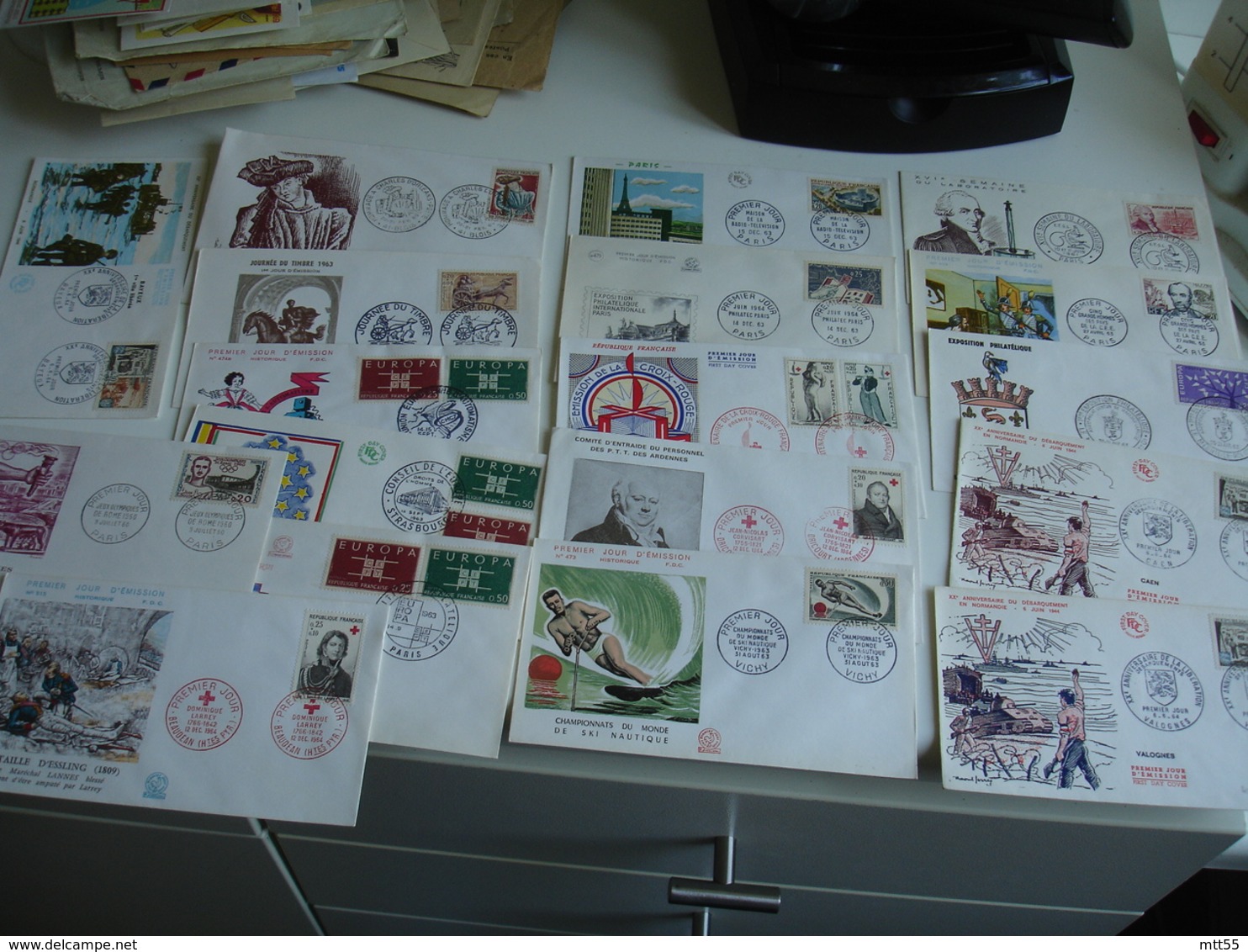 lot de 88 fdc enveloppe 1 er annees 60 voir photo