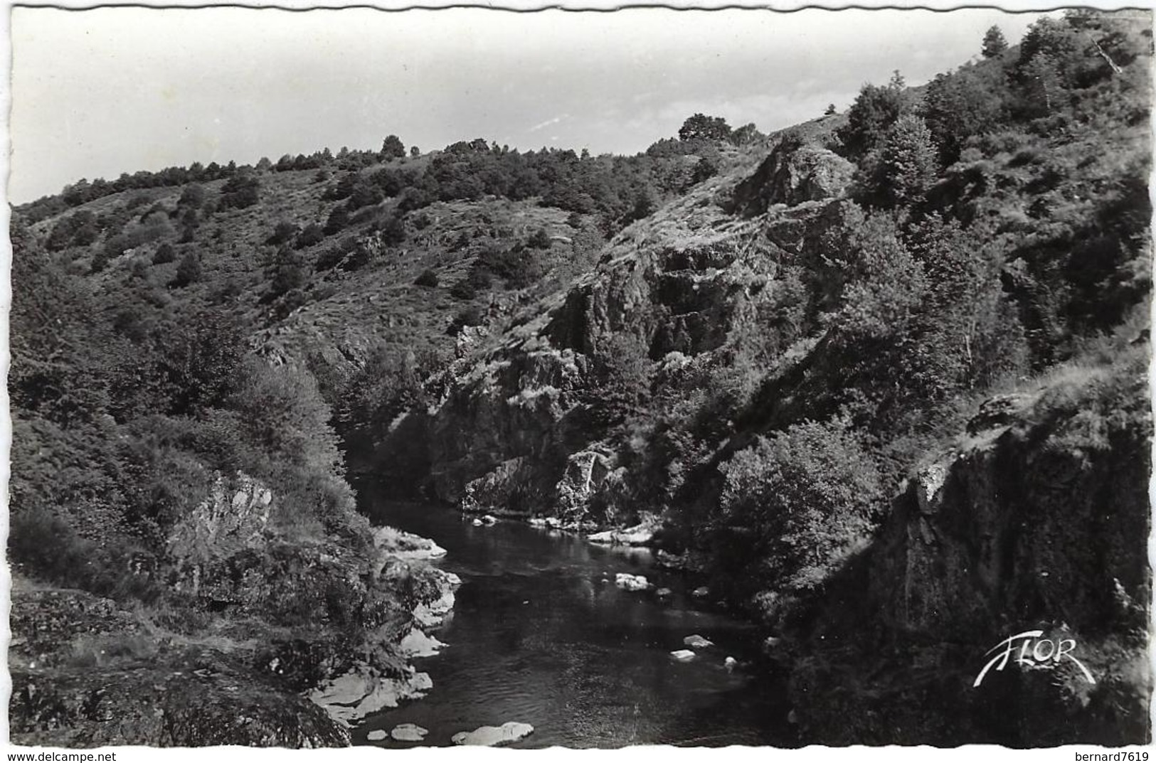 23  Les Gorges De La Creuse A Anzeme-plage   Vallee De La Creuse - Autres & Non Classés