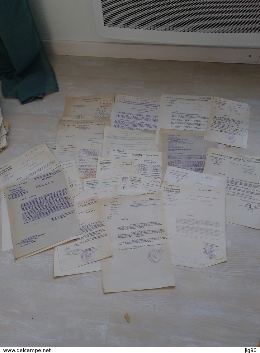 Lot Courrier Du Sécrétariat Au Ravitaillement Fruits Et Légumes Période 1941-43 - 1939-45