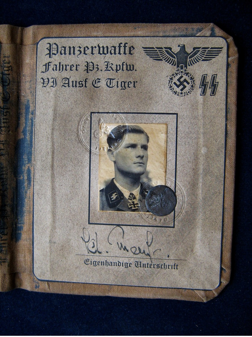 WW 2 Germany Soldier Ausweis. (Not Original) - 1939-45