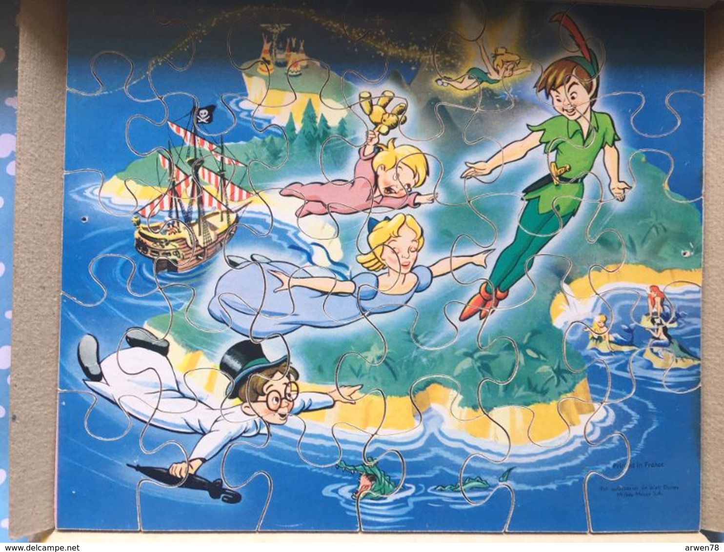 Boite De 6 Puzzle Jouet Vera Walt Disney La Belle Et Le Clochard & Peter Pan - Jouets Anciens