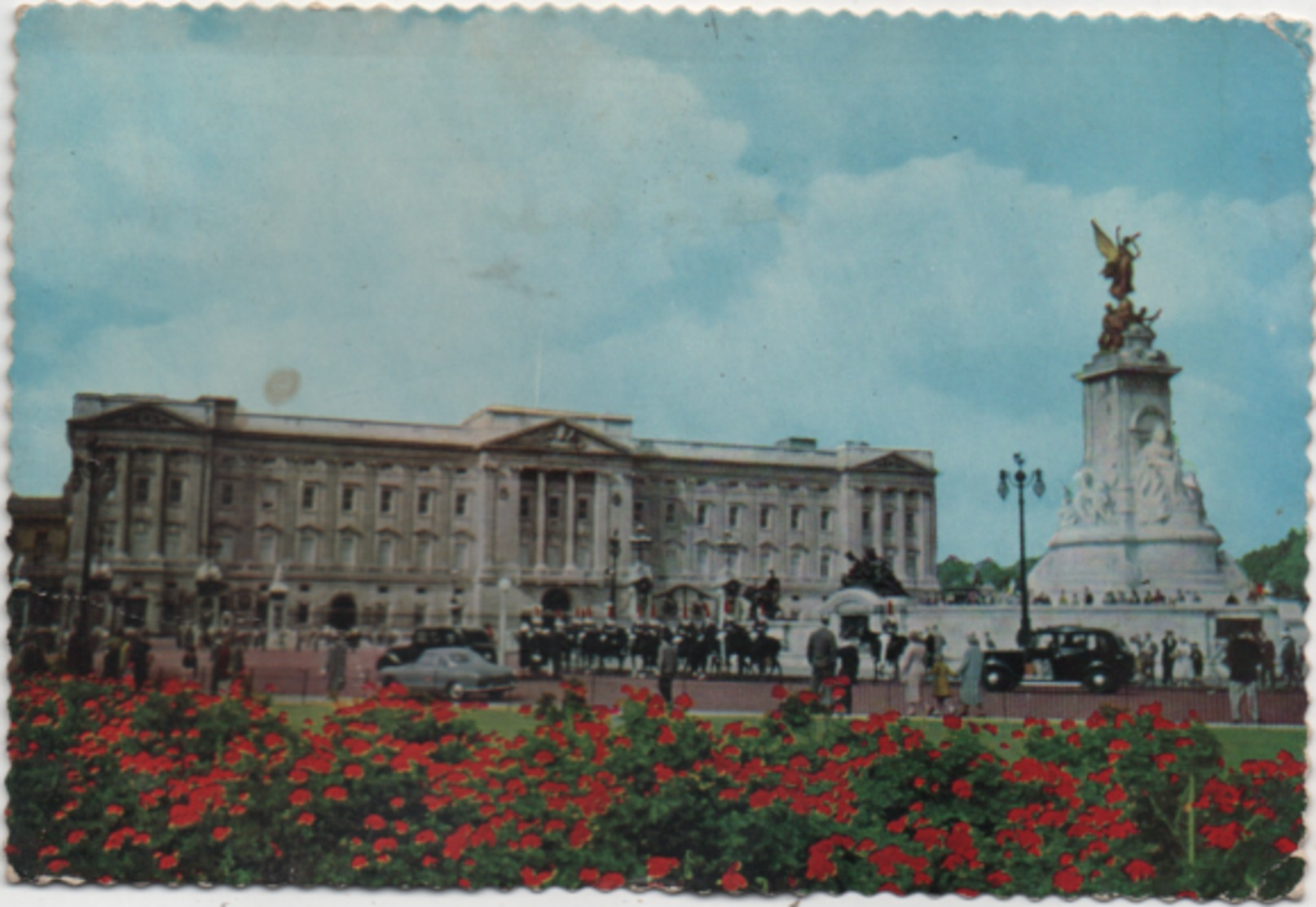 Londra London: Buckingham Palace. Viaggiata 1976 Con Annullo A Targhetta Enjoy A Day At Brighton Races August - Buckingham Palace