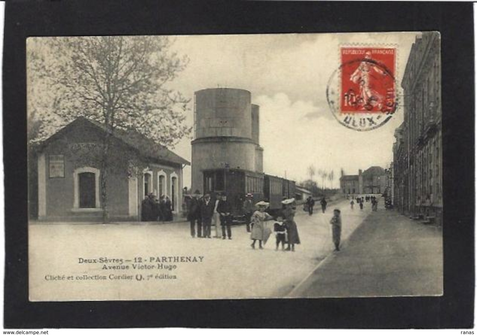 CPA Deux-Sèvres 79 Parthenay  Circulé Tramway Gare Station - Parthenay