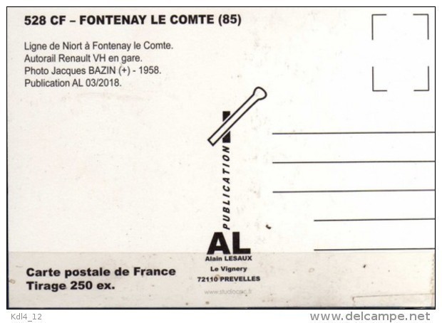 AL 528 - Autorail Renault VH En Gare - FONTENAY LE COMTE - Vendée - SNCF - Fontenay Le Comte