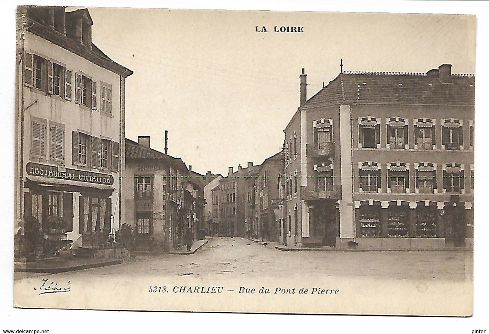 CHARLIEU - Rue Du Pont De Pierre - Charlieu