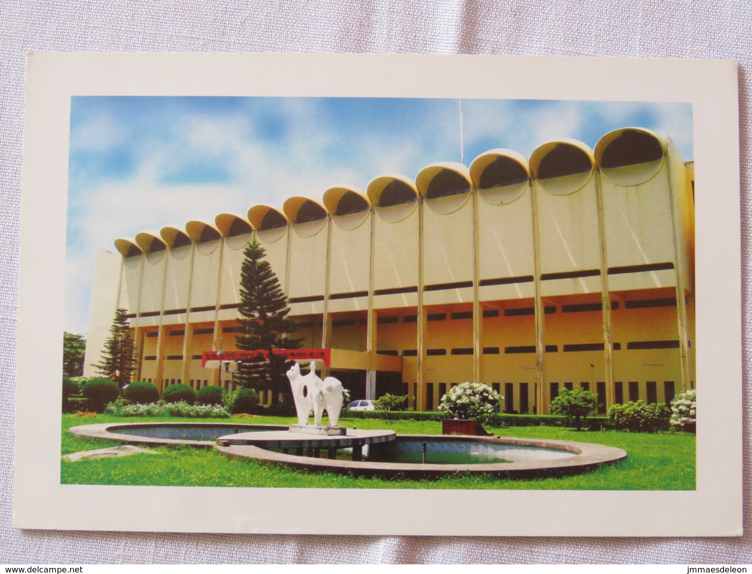 Bangladesh Around 2018 Unused Postcard - National Museum - Dhaka - Bangladesh