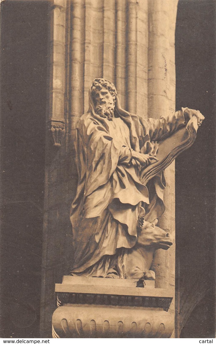 SAINT-HUBERT - L'Eglise Abbatiale - Statue De L'évangéliste Saint-Luc - Saint-Hubert