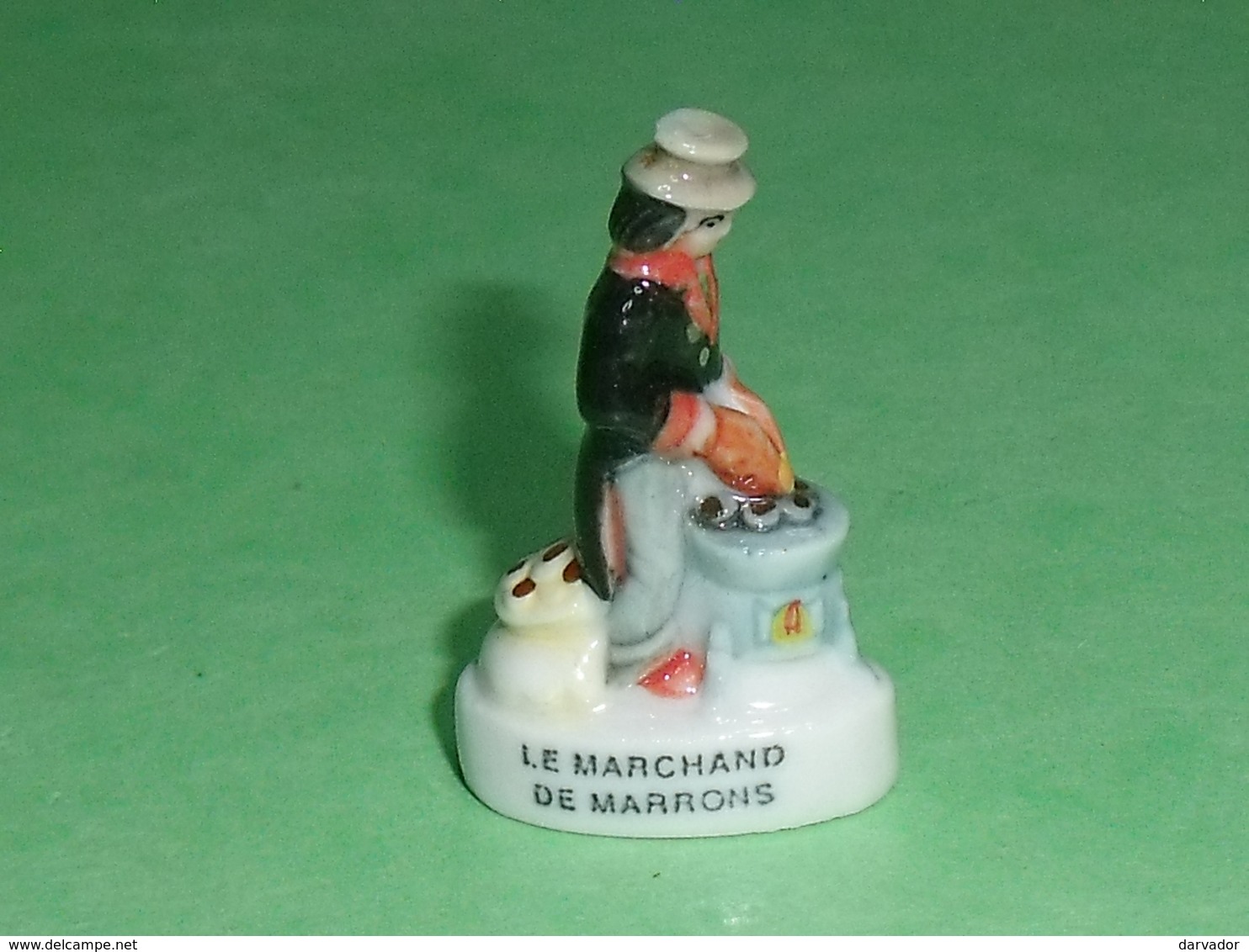 Fèves / Personnages / Métiers : Le Marchand De Marrons   T29 - Personnages