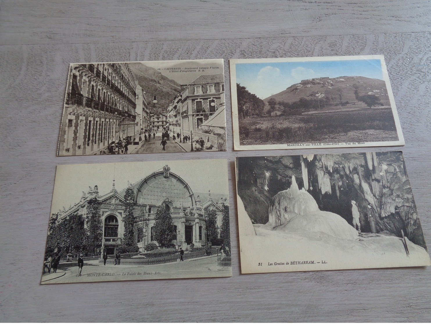 Beau lot de 60 cartes postales de France      Mooi lot van 60 postkaarten van Frankrijk    - 60 scans