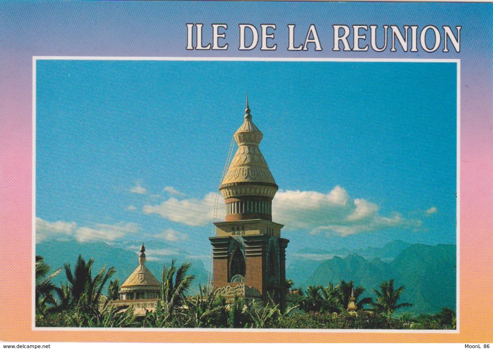 974 - LA REUNION - ILE BOURBON - SAINT PIERRE - LE TEMPLE TAMOUL - Saint Pierre