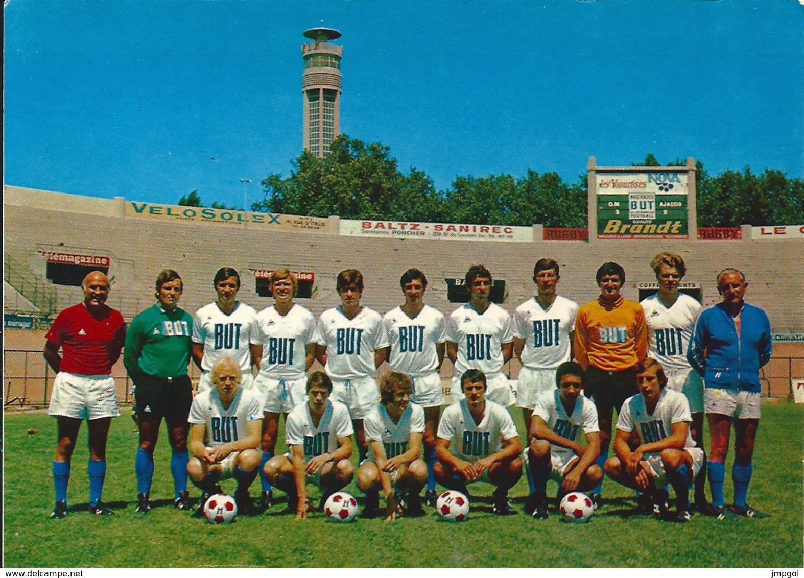 CPM Equipe Olympique De Marseille Championne De France 1971 Stade Vélodrome Skoblar Magnusson Carnus - Football