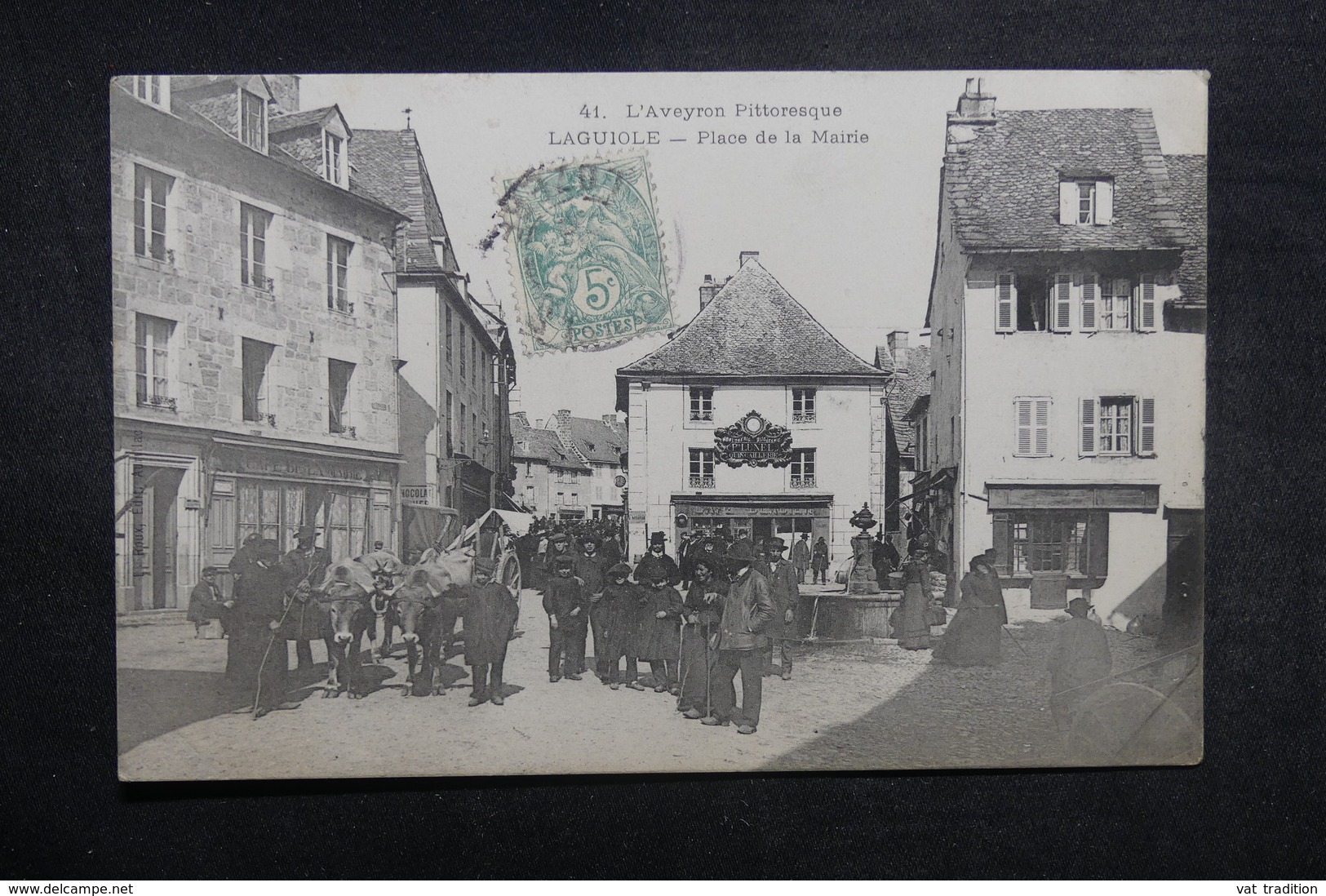 FRANCE - Carte Postale - Laguiole - Place De La Mairie - L 39358 - Laguiole