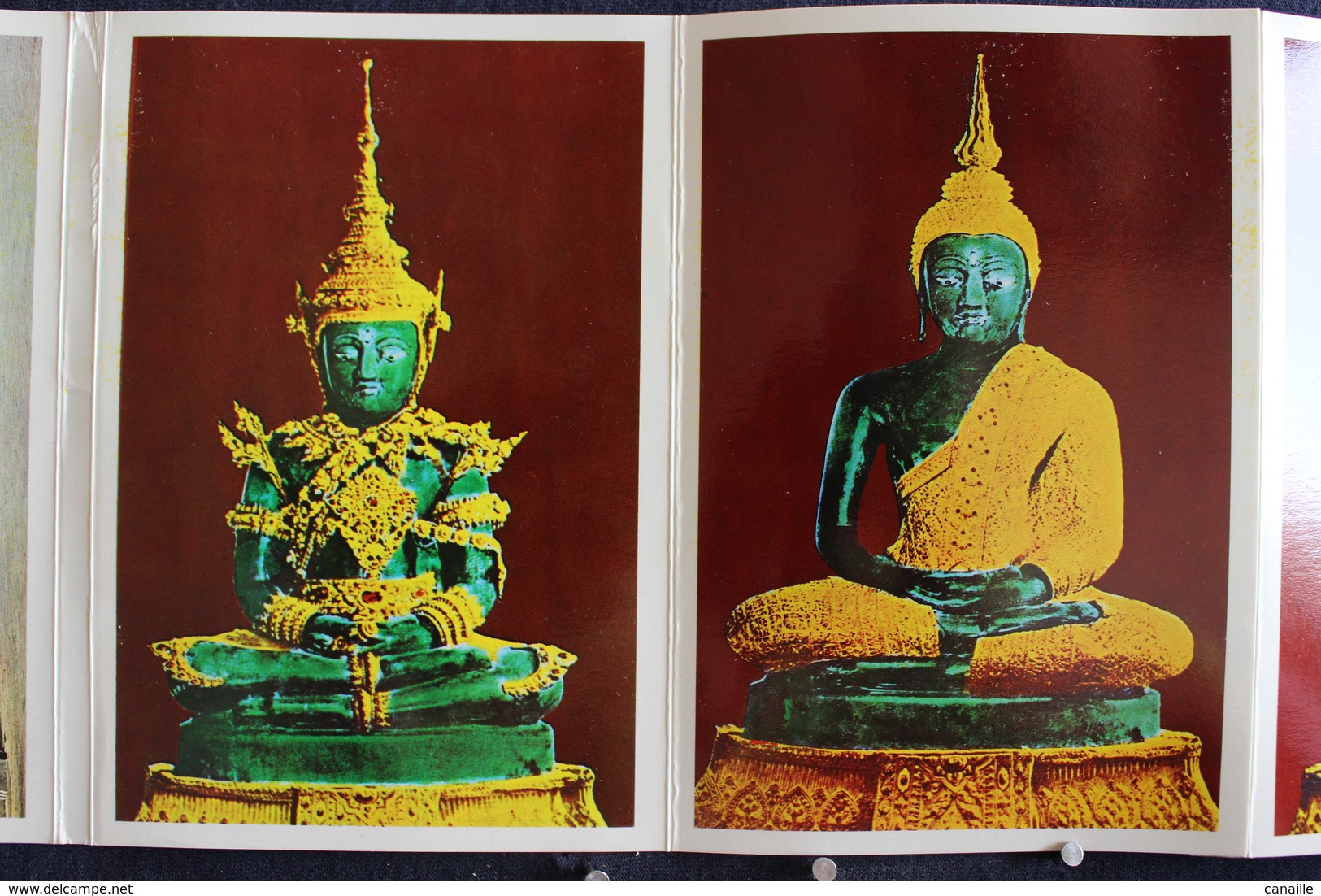 i-115 / 12 post card  / Thaïlande , Bangkok, Grand Palace and Temple of the Emerald Buddha / 12 cartes-vues