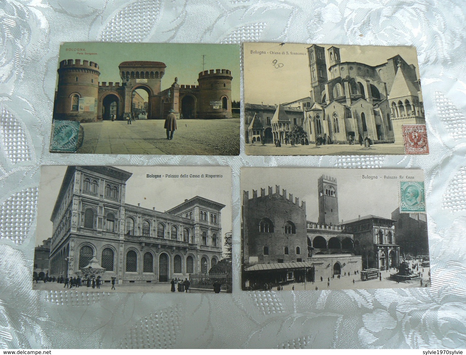 ITALIE   /4  CARTE POSTALE/BOLOGNA   3 VOYAGEE 1 NON VOYAGEE - Other & Unclassified