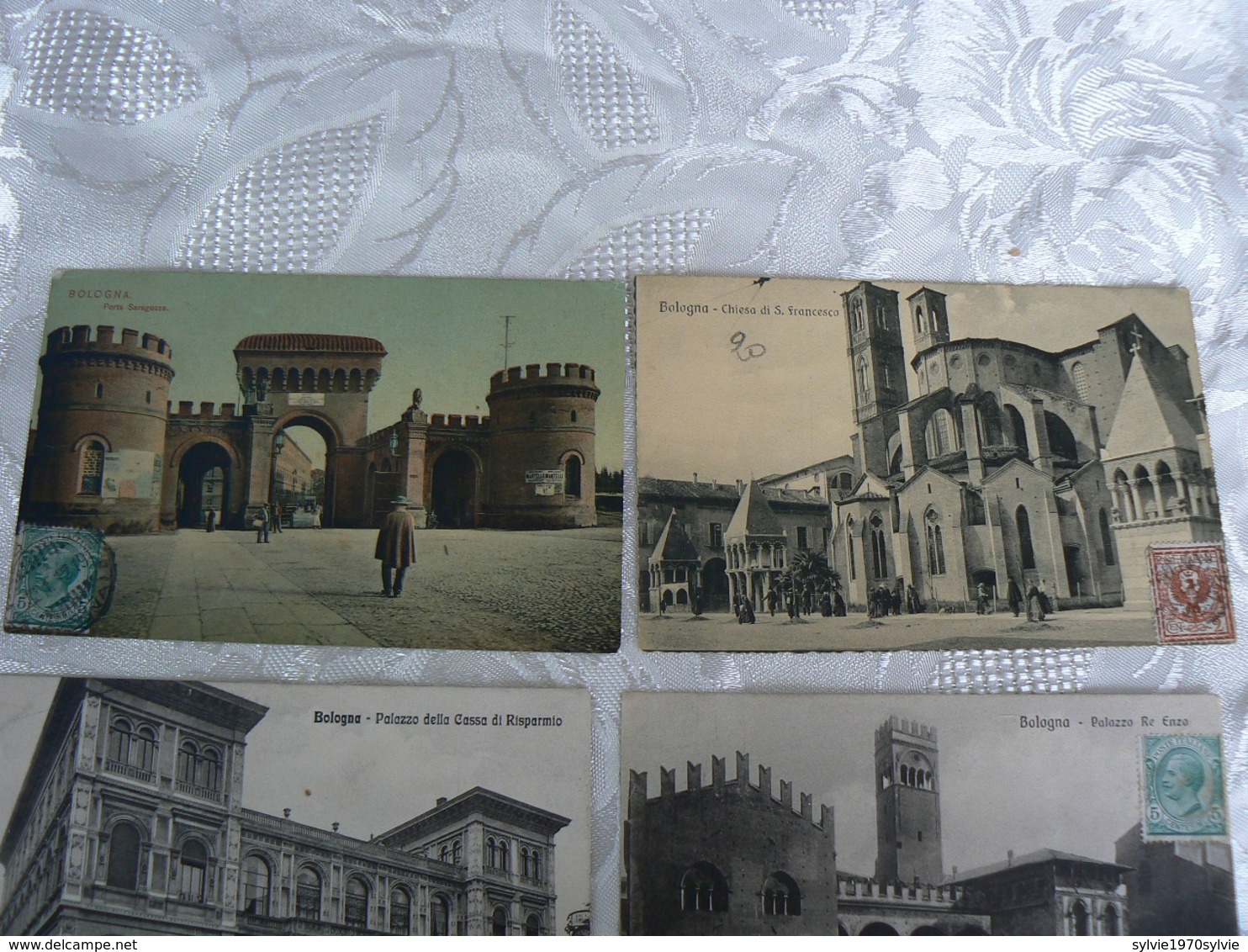 ITALIE   /4  CARTE POSTALE/BOLOGNA   3 VOYAGEE 1 NON VOYAGEE - Other & Unclassified