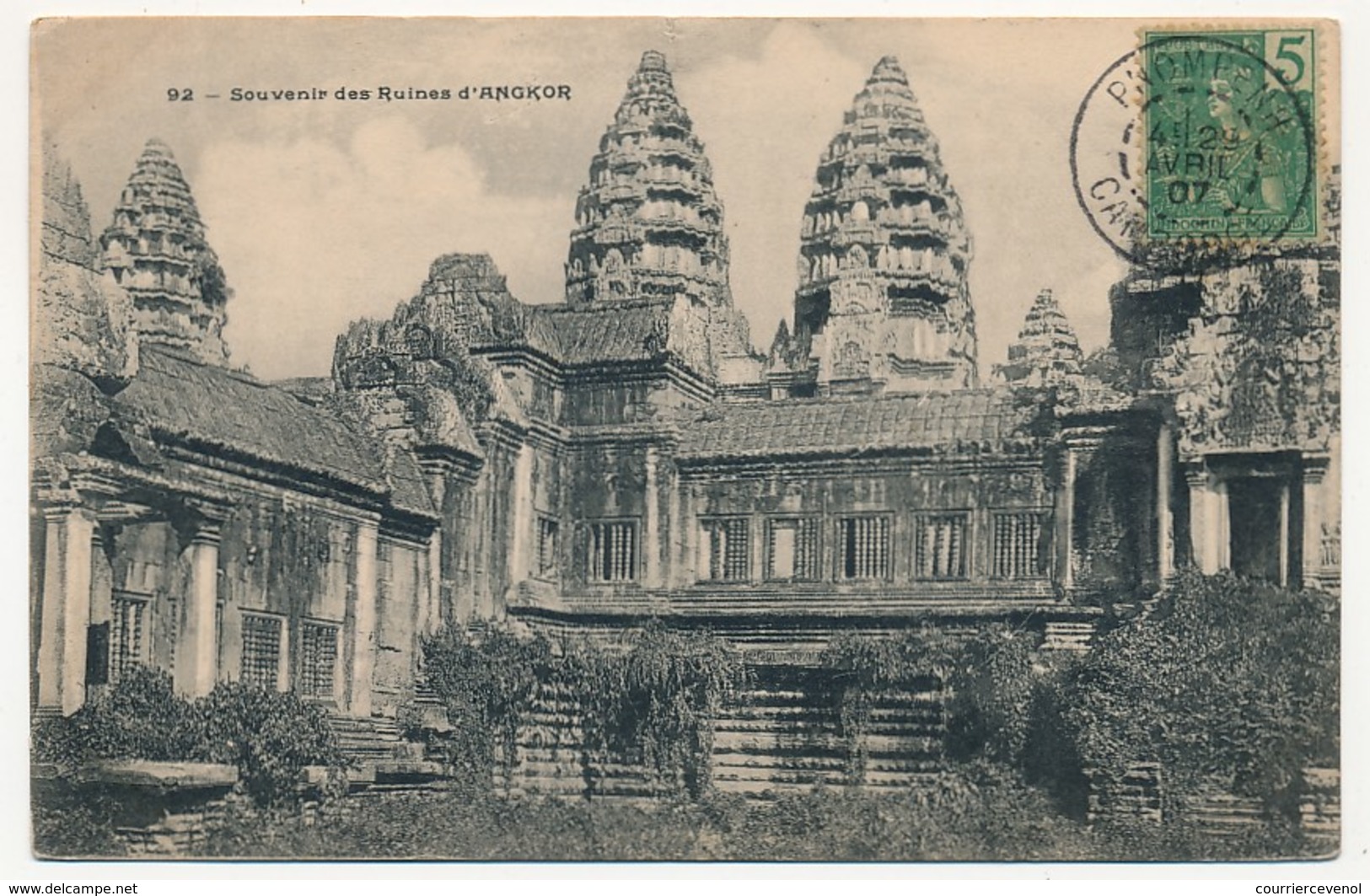 CPA - CAMBODGE - 92 - Souvenir Des Ruines D' ANGKOR - Cambogia