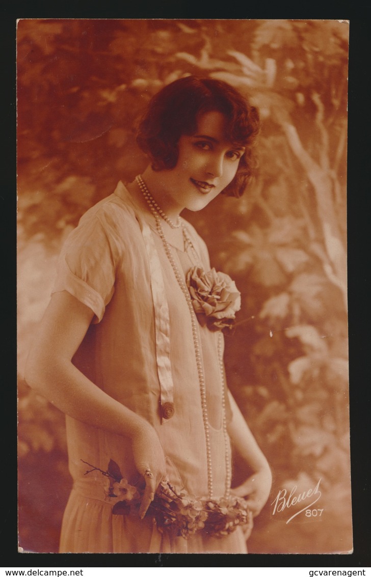 CARTE PHOTO   JOLIE FEMME MOOIE VROUW - Femmes