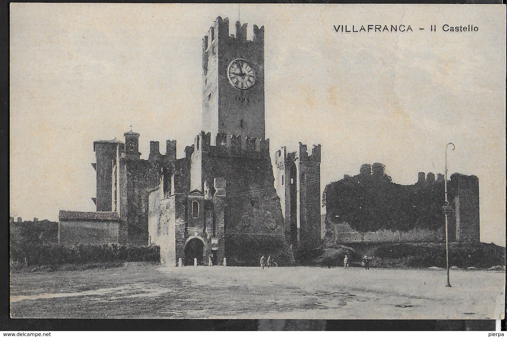 VILLAFRANCA (VR) - CASTELLO - FORMATO PICCOLO - EDIZ. TOSI VERONA - VIAGGIATA 1928 - ANNULLO FRAZIONARIO - Castelli