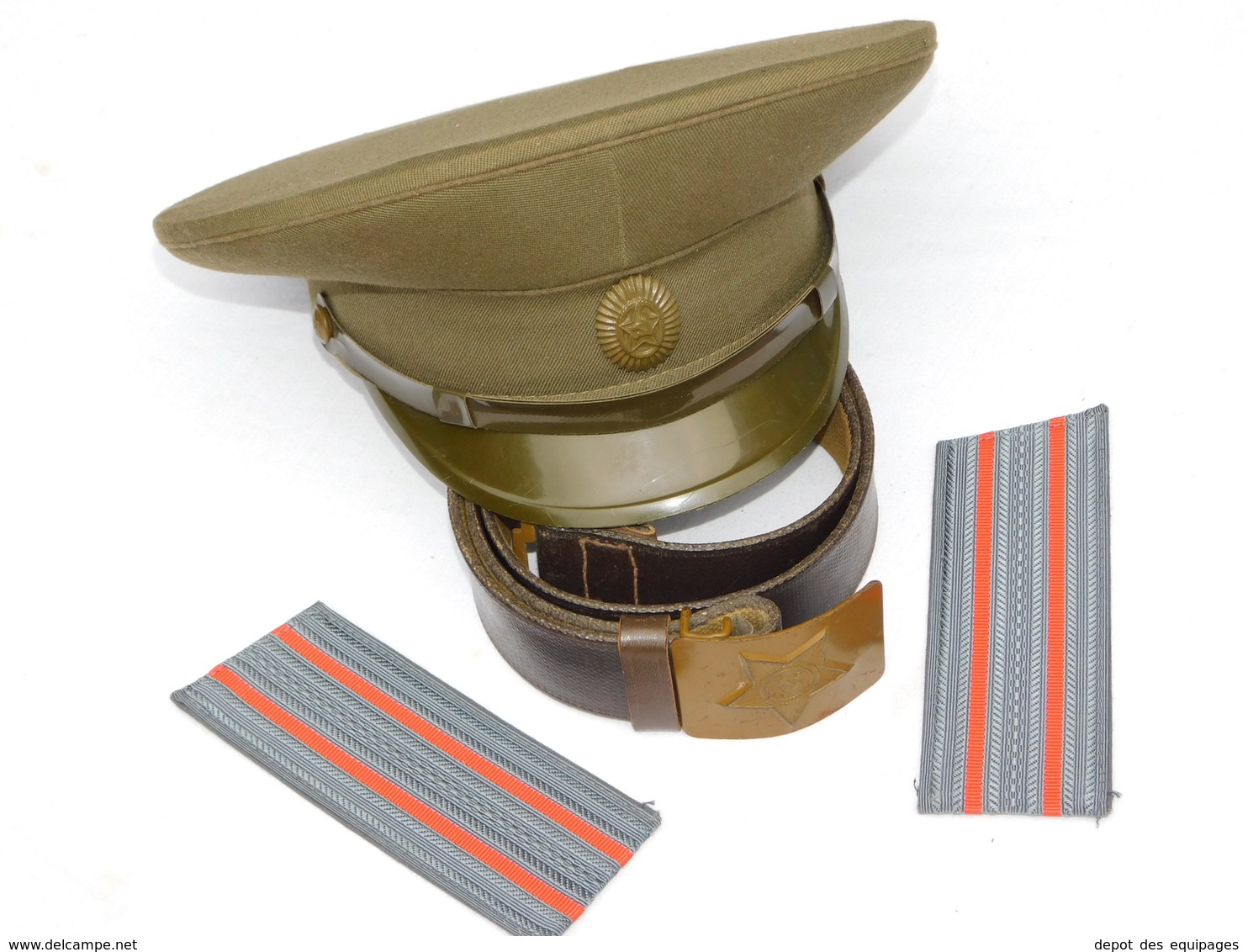 U.R.S.S. RUSSIE SOVIETIQUE  : CASQUETTE + CEINTURON + EPAULETTES - TENUE de CAMPAGNE OFFICIER