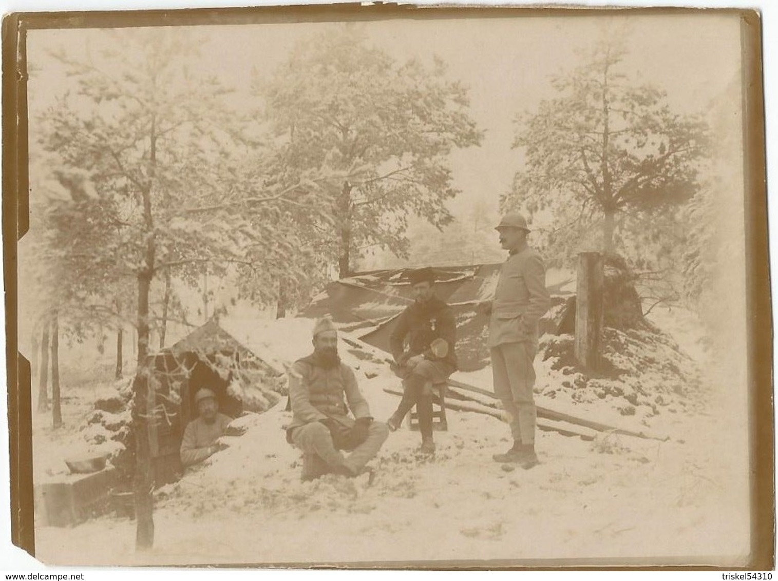 Photo Soldats Français Bivouac Dans La Neige / 14-18 / WW1 / POILU - 1914-18