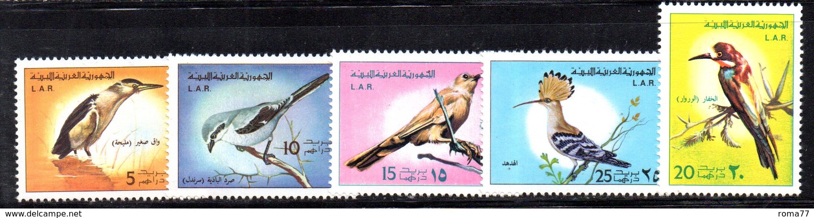APR2261 - LIBIA LYBIA 1976 , Serie Yvert  N. 573/577  ***  MNH  Uccelli Birds - Libia