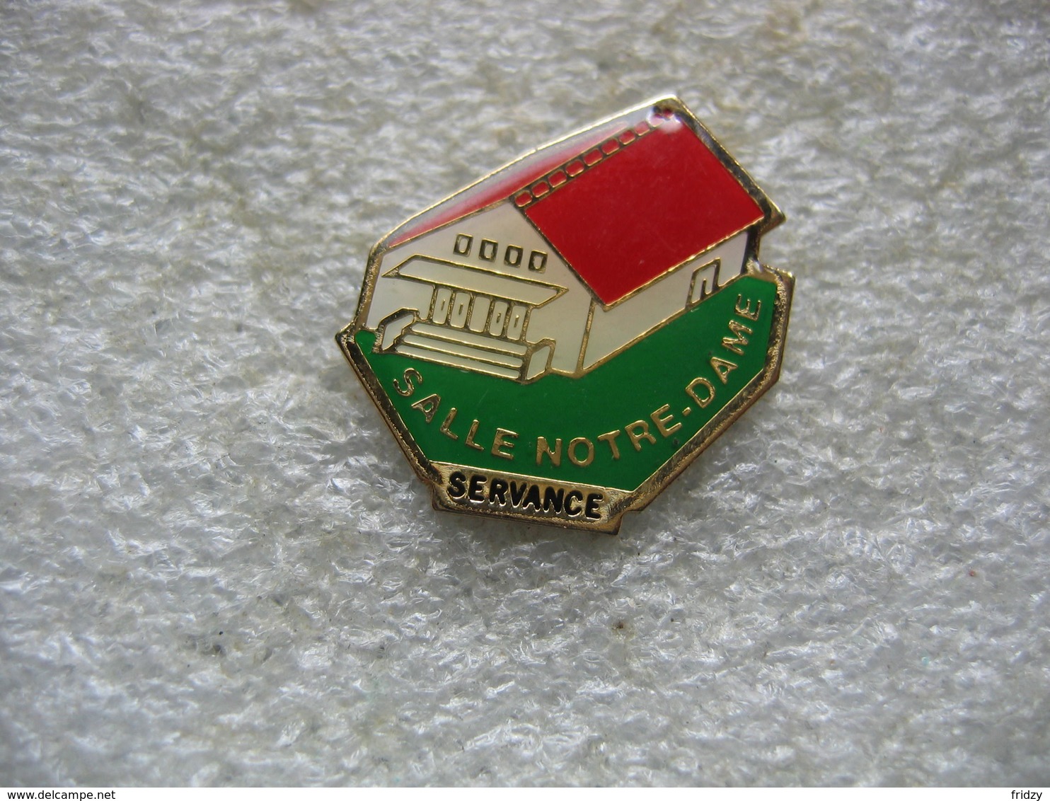 Pin's De La Salle Notre Dame De La Commune De SERVANCE (Dépt 70) - Associations