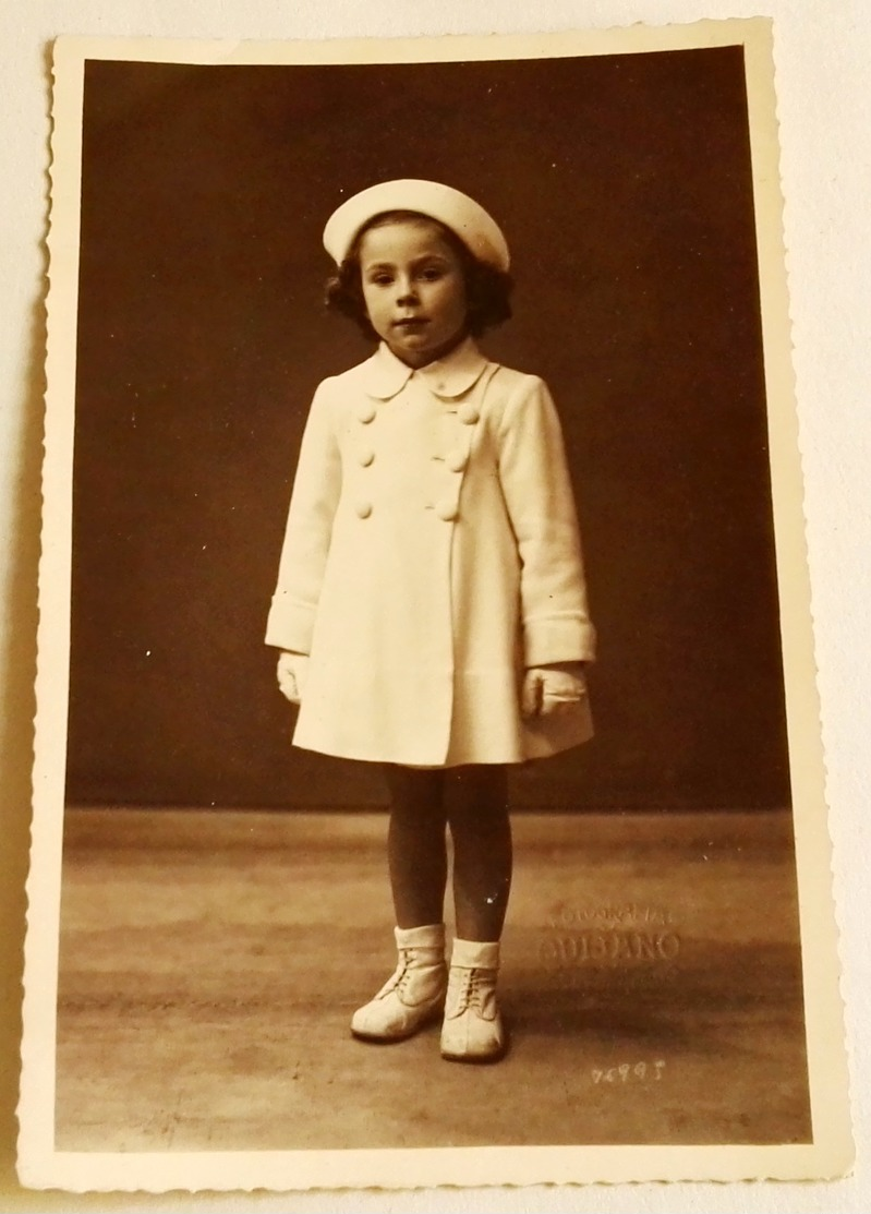 Vieille Photo, Old Photograph, Fotografía Antigua / Portrait En Studio D'une Belle Fille, Portrait Of A Beautiful Girl - Anonyme Personen