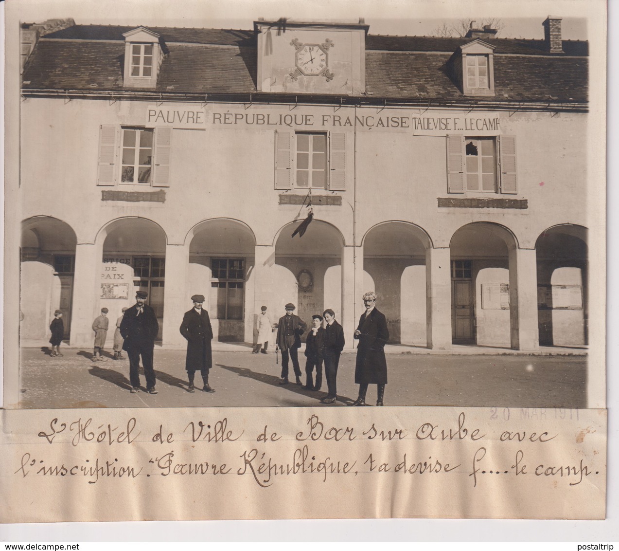 RÉVOLTE VIGNERONS BAR SUR AUBE PAUVRE REPUBLIQUE TA DEVISE 18*13CM Maurice-Louis BRANGER PARÍS (1874-1950) - Plaatsen