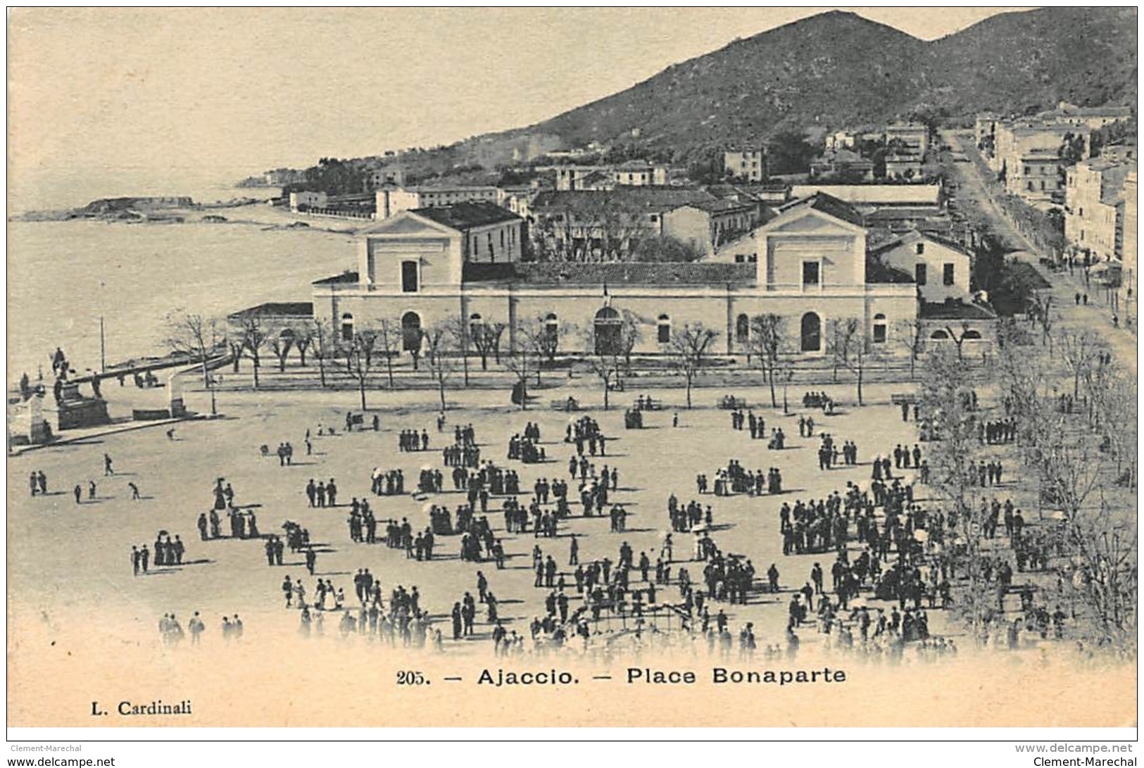 AJACCIO : Place Bonaparte - Etat - Ajaccio