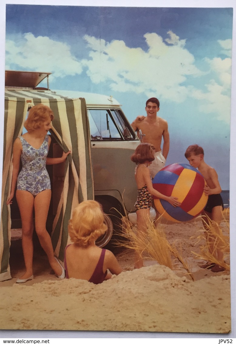 (858) Volkswagen - Campingwagen - Jongen Blaast De Strandbal Op - Badpak - P.A.R.C.-Archiv-Edition - Publicité