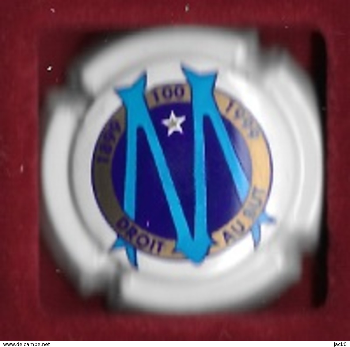 Boisson , Ville, Capsule De Champagne  Sport  FOOT - BALL  Les  100  Ans  1899 - 1999, O.M, Olympique  De  Marseille -13 - Verzamelingen