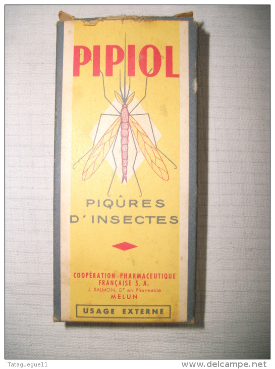 Ancienne boite pharmaceutique avec son flacon PIPIOL Piqûres d'insectes