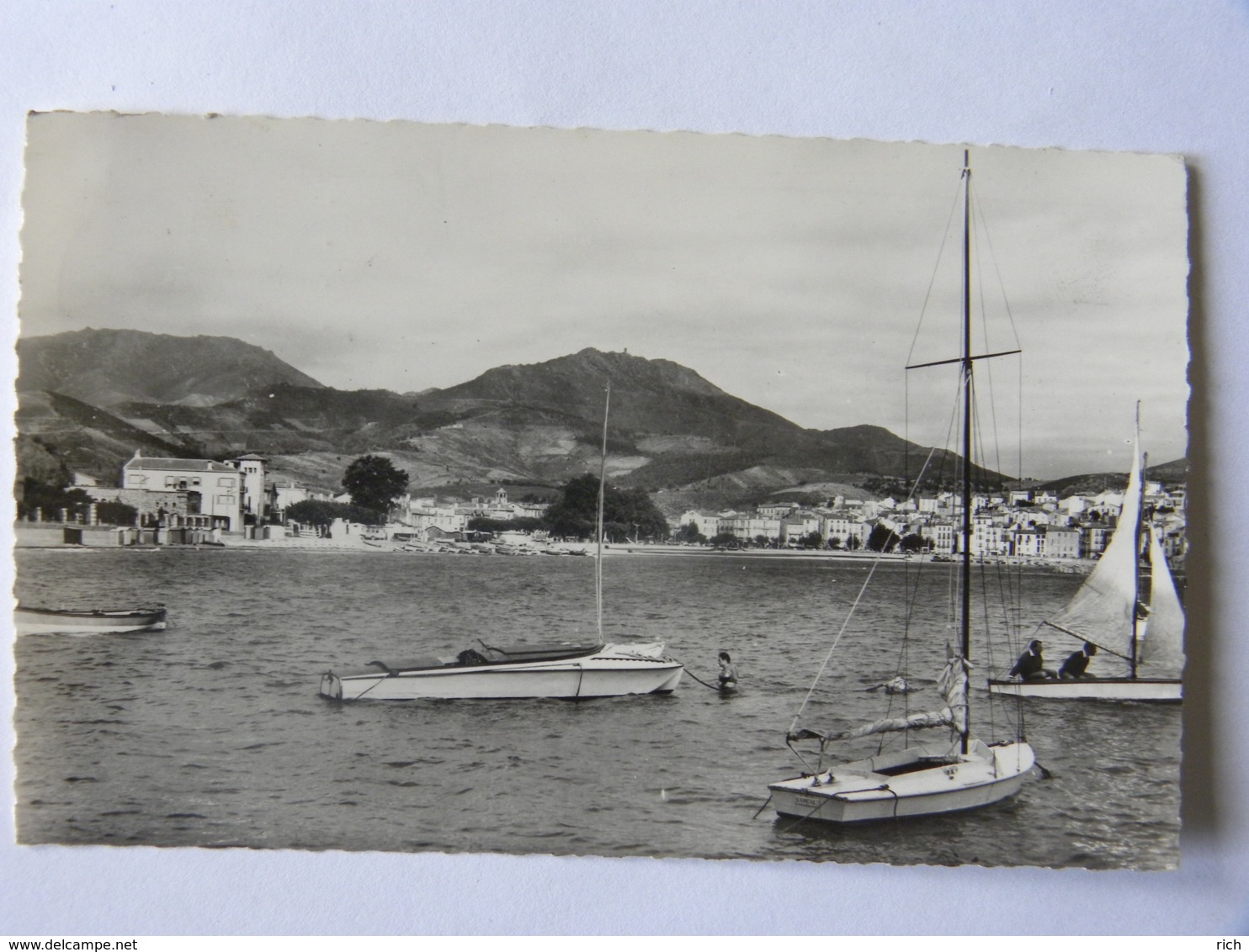 CPSM  (66) Pyrénées Orientales - BANYULS Sur MER - Les Joies De L'eau - Banyuls Sur Mer