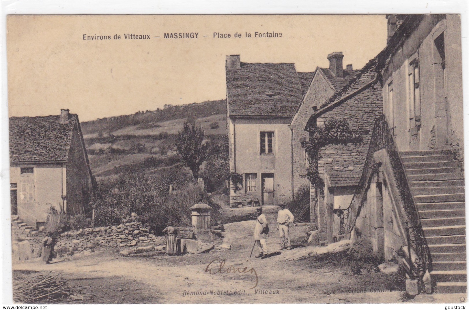 Côte-d'Or - Environs De Vitteaux - Massingy - Place De La Fontaine - Autres & Non Classés