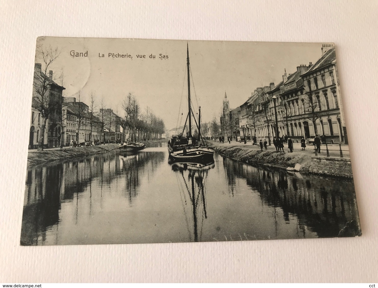 Gand  Gent  La Pêcherie Vue Du Sas - Gent