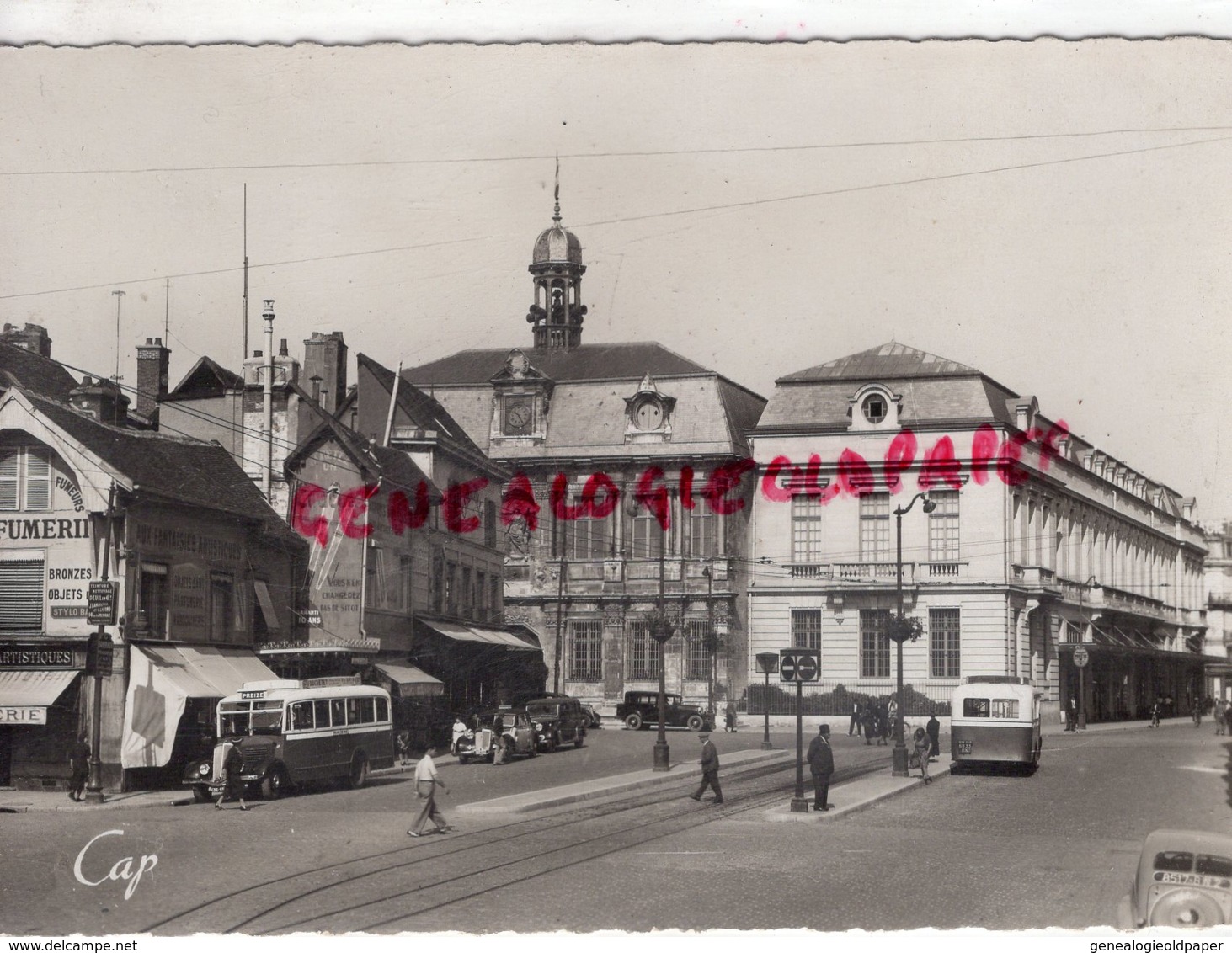 10 - TROYES- PLACE DE  L' HOTEL DE VILLE - - AUTOBUS - Troyes