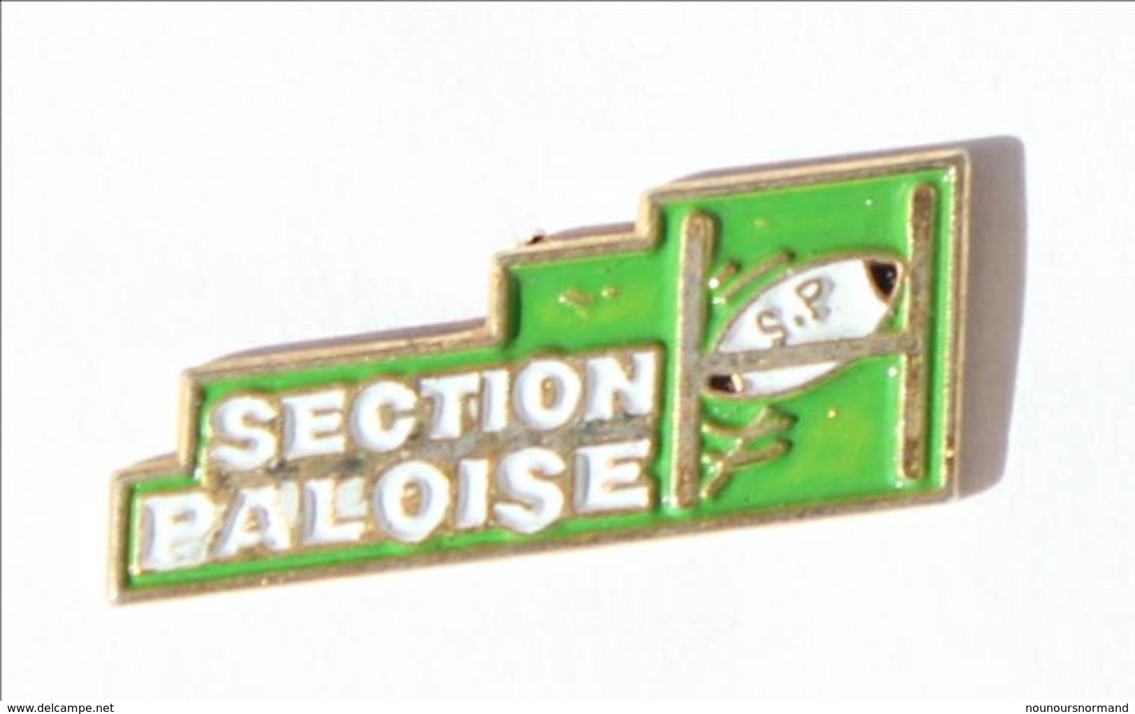 Pin's PAU (64) - SECTION PALLOISE - Ballon Et Poteaux De Rugby - I516 - Rugby