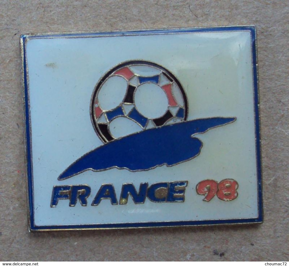 Pin's Sport Football 015, Mondial France 98 - Football