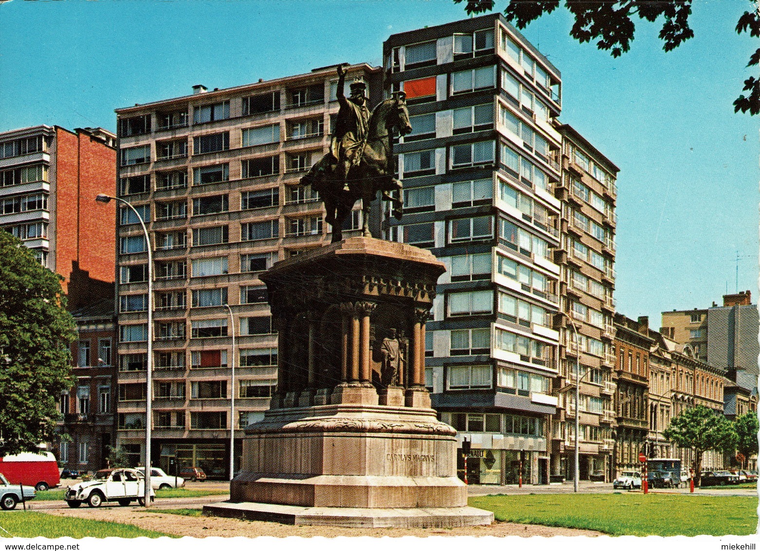 LIEGE-MONUMENT CHARLEMAGNE-AUTOMOBILE 2CV CITROËN - Liege