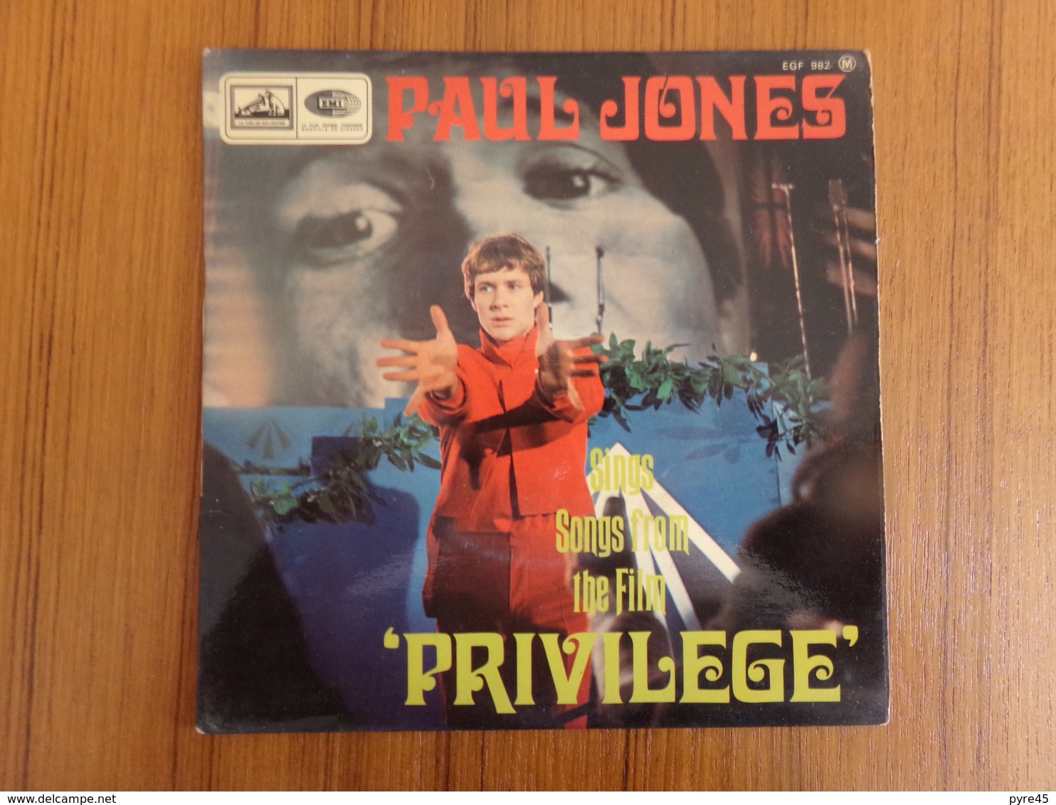 45 TOURS PAUL JONES PATHE EGF 982 PRIVILEGE / BREAKING / FREE ME / I VE BEEN A BAD BAD BOY DU FILM PRIVILEGE - Filmmusik
