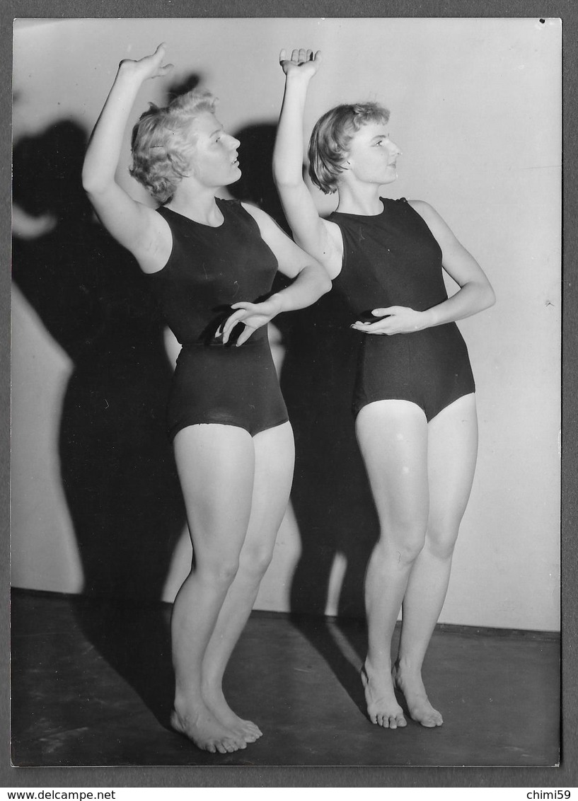 PHOTO PRESS - 1954 IDLA GIRLS SVERIGE - Persone Anonimi